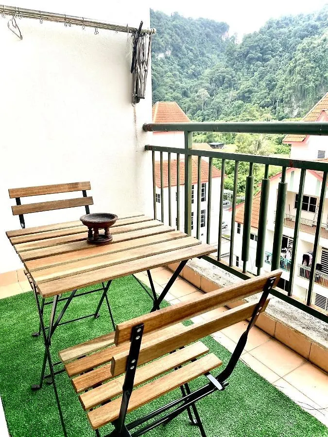 Zarahome Tambun 0*,